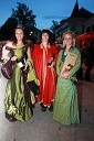 Svetlana Širec, Vinska kraljica Slovenije 2008, Sonja Žagar, Cvičkova princesa in Majda Dreisiebner, mariborska vinska kraljica