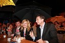 Matija Brunskole, mož metliške županje, Renata Brunskole, županja občine Metlika in Borut Pahor, evroposlanec in predsednik stranke SD