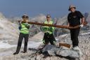 Čiščenje širšega območja Triglavskega ledenika in okolice doma na Kredarici