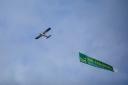 Piper PA-18 super cub S5 - DBV, Letalski center Maribor, vleka transparenta