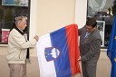 Božo Mlinar in Franc Jurša, župan občine Ljutomer ob odkritju spominske plošče ob 50. letnici prve samopostrežne trgovine v Sloveniji