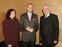 Boris Sovič, mariborski župan v letih 1998-2006 z ženo Ano in Karel Midlil, mestni svetnik ter podpredsednik SDS Maribor