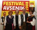 Jožica Svete, pevka, Alfi Nipič, pevec, Gregor Avsenik, organizator festivala in sin Slavka Avsenika in Joži Kališnik, pevka