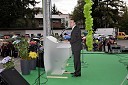 Bojan Šrot, župan mesta Celje in predsednik stranke SLS med slavnostnim nagovorom kandidatom in simpatizerjem stranke SLS