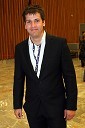 Gregor Trebušak, urednik novic Radia Hit in voditelj oddaje Svet na Kanalu A