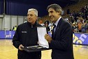 Iztok Rems, slovenski košarkaški sodnik in Jordi Bartomeu, predsednik Eurolige